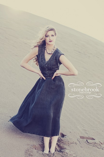 EmilyJohnson-Noelle-Model-Fashion-Photography-FashionPhotographer-SandDunes-RexburgPhotographer-Rexburg-33