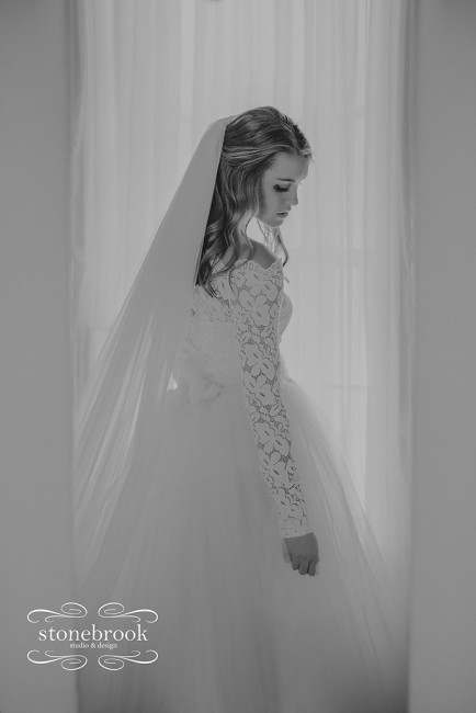 MassachusettsPhotographer-Photographer-bridalPortraits-Portraits-WeddingPhotographer-WeddingPhotography