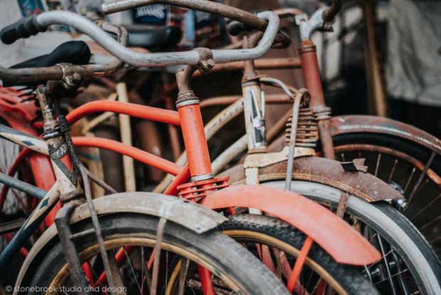 Brimfield Flea Market- Brimfield- Flea Market- Brimfield Antiques- Brimfield Antique Market- Brimfiled Massachusetts- Antiques